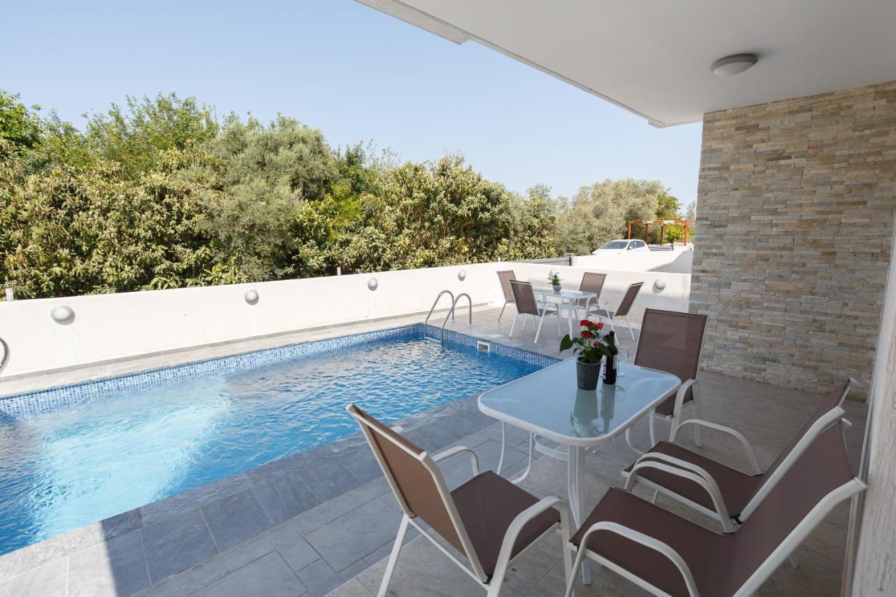Cosy Paphos Villa - By Imh Travel & Tours Bagian luar foto